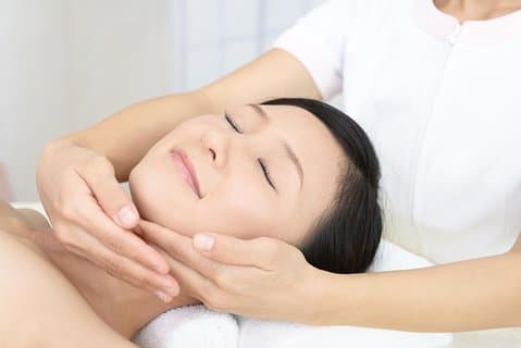 Lifting Facial Massage - door Venus 'Secret Spa - Sao Paulo