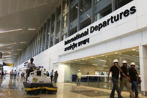 Transfer from Delhi airport to hotel
