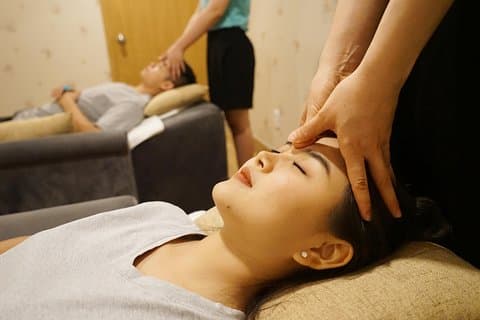 Massage des épaules et du cou de la tête et du cou de l'aéroport de Tan Son Nhat 60 minutes