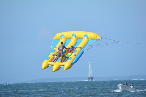 Experiencia de pez volador, barco bananero y jet ski en Tanjung Benoa