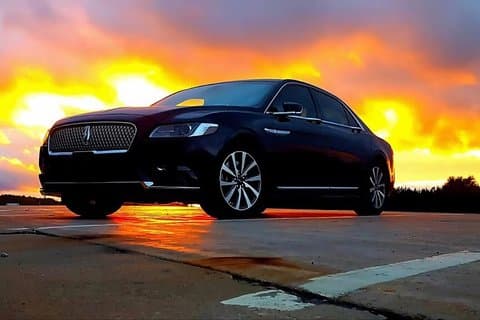 Private Sedan Transfer from Chicago Downtown to O`Hare airport