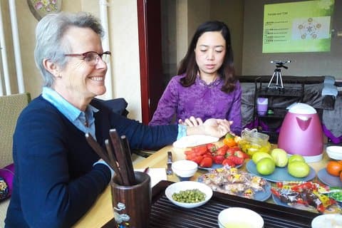 Upplev en annan traditionell kinesisk medicin, massage och visdom