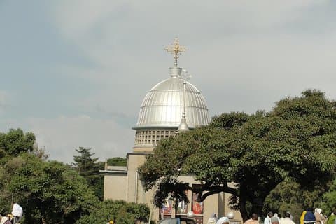 Excursión de un día desde Addis Abeba a Debre Libanos y el puente portugués