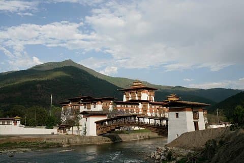 Gatevej til Bhutan