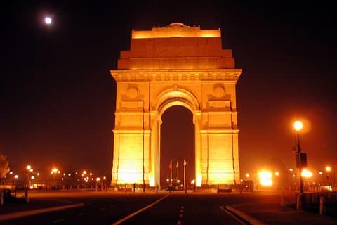 Nattutsikt over Gamle og New Delhi