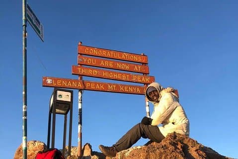 4 dagar Mt Kenya Hike via Narumoro Route