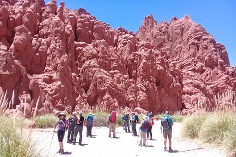 Excursión de día completo a las cuevas de Acsibi desde Cachi