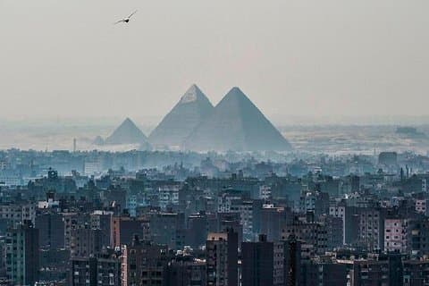 Över dagen till Cairo Pyramids från Alexandria