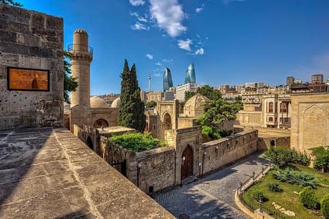 Byrundtur i Baku