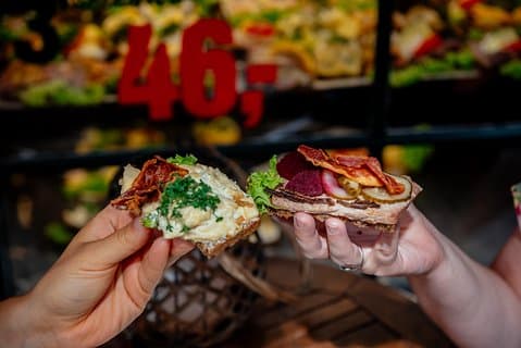 Recorrido gastronómico privado a pie por Copenhague con 6 o 10 degustaciones