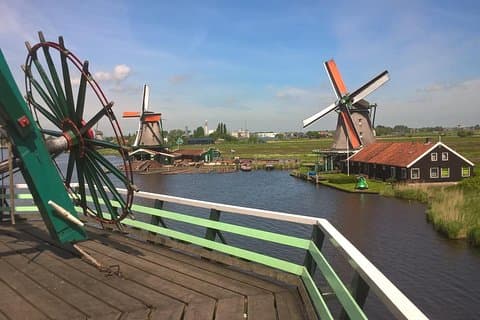 Zaanse Schans vindmøller, tresko og nederlandsk ost Smågruppetur fra Amsterdam