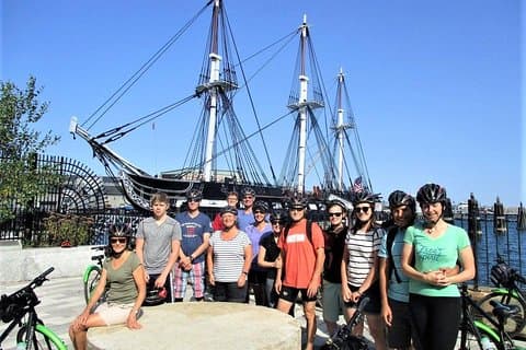 Tour guiado familiar en bicicleta por Boston
