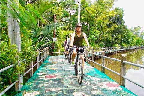 Lost in Bangkok : Green Lung Jungle Bicycle Ride with Lunch