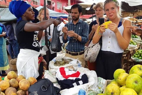 Verkostung zu Fuß in der Kampala-Straße (3 Stunden)
