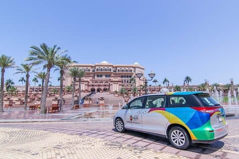 Trasferimento aeroportuale privato ad Abu Dhabi