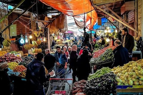 Tour privato a piedi ad Amman con locale