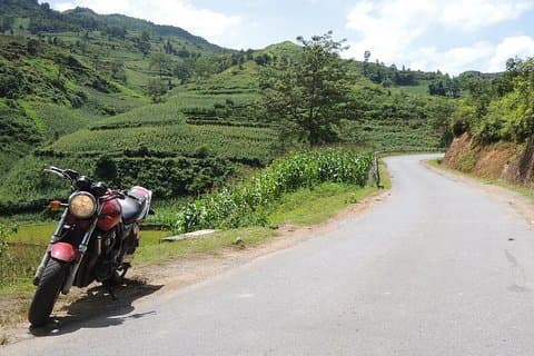 Ha Giang Motorbike Tour 2 Days 1 Night