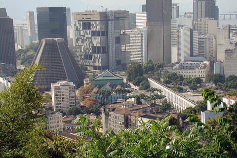 Tour 8 (4 horas) Tour Rio Antigo: Lapa, Palácio Imperial, Columbus Cafe, Opera House