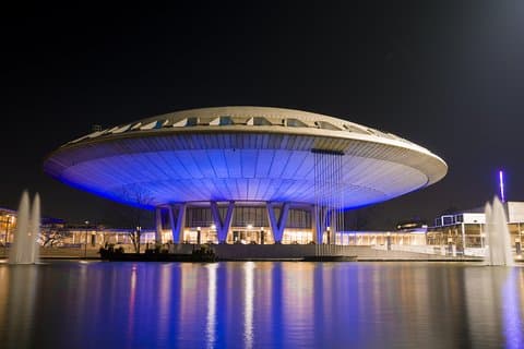 Amsterdam & Schiphol Lufthavn til Eindhoven Privat transfer