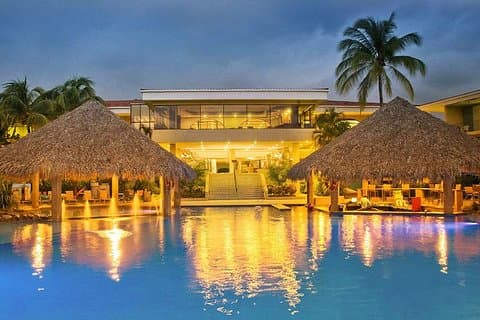 Luchthaven Liberia naar Margaritaville Beach Resort Playa Flamingo - Shuttleservice