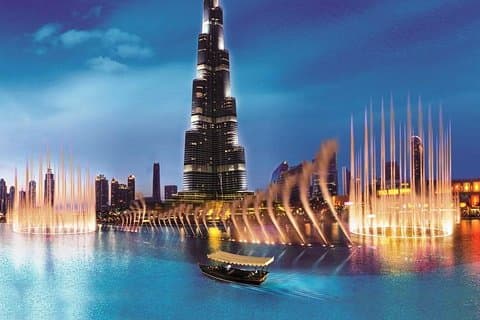 Burj Khalifa: ingresso in cima con passerella della fontana