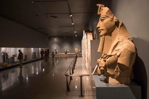 Luxor Museum and a Walk in the Souk