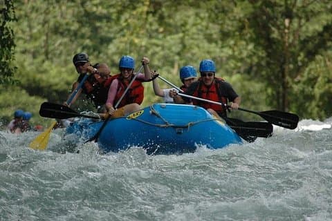 Rafting en eaux vives sur la Savegre | Classe III de Manuel Antonio