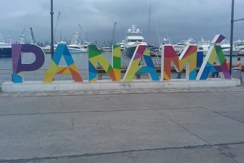 Scale Tour i Panama