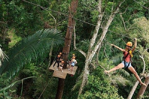 Gran ATV Bike 1 hora con Zipline Adventure 18 Plataformas
