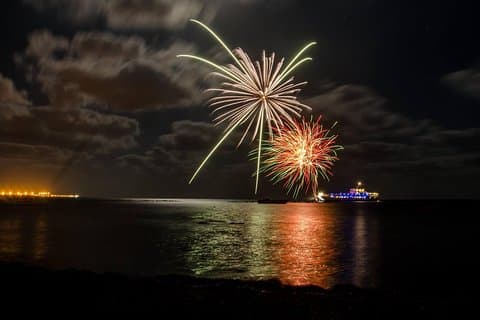 Fireworks Night Cruise de Paphos