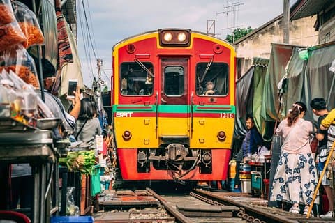 Bangkok : Ayutthaya, Drijvende Markt & Spoorwegmarkt - Volledige Dag