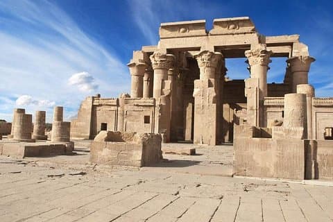 Pernoite em Kom Ombo e Edfu