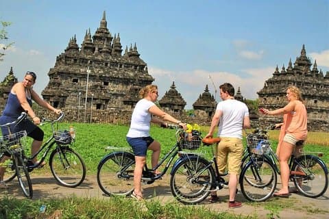 Prambanan Yogyakarta cykeltur med engelska / holländska / italienska / franska guide