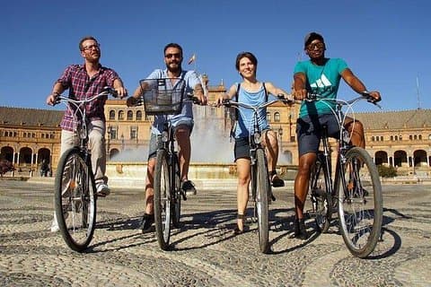 Día de alquiler en Bicicleta por la ciudad de Sevilla.