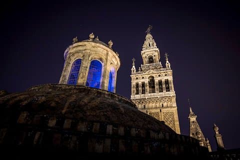 Sevilla nocturna : tour guiado für Sevilla und Judería
