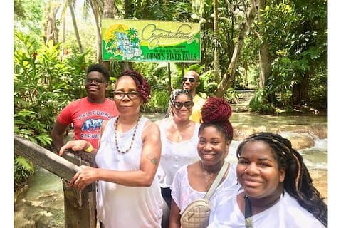 The Ultimate Dunns River Falls & Blue Hole Combo (privétour)
