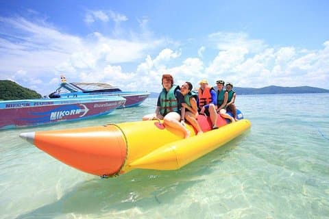 Raya & Coral Island