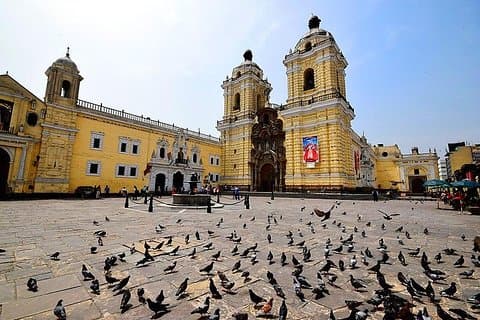 Lima Downtown Tour & Magical Water Circuit
