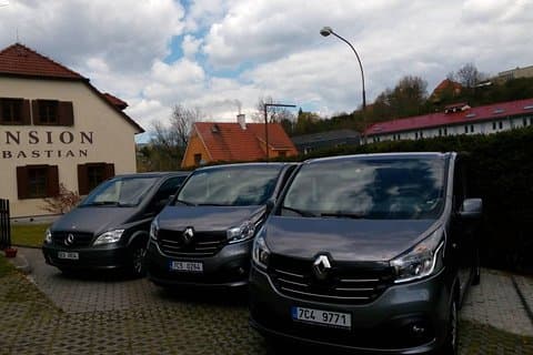 Privater Flughafentransfer (einfache Fahrt) von Wien - Flughafen nach Cesky Krumlov
