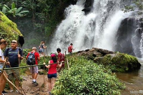 Nationaal park Doi Inthanon en 2 uur wandelen met privétour