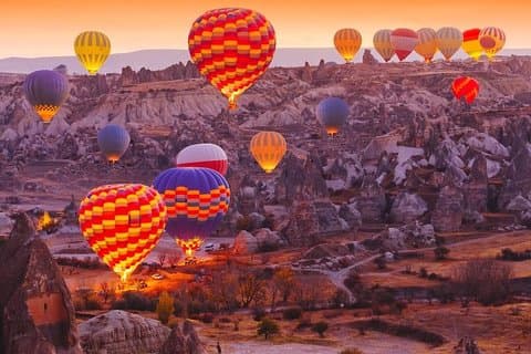 Excursion en montgolfière en Cappadoce au-dessus de Fairychimneys