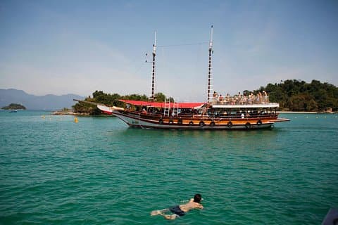 Gita di un giorno ad Angra dos Reis e Ilha Grande con crociera e pranzo in goletta