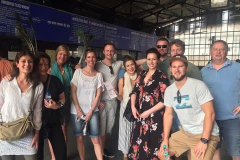 Bästa av Mumbai på dag/natt privat tur med måltid och transport.