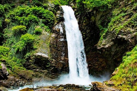 Tour di Kakheti: Signagi + Monastero di Bodbe + Cascata Gurgeniani