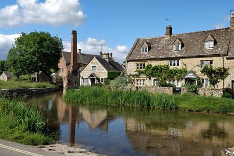 Den charmerende Cotswolds Private Black Taxi Tour fra London