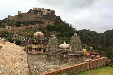 Kumbhalgarh dagstur og udflugt