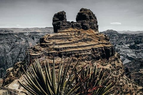 Waqra Pukara (Day Trip)