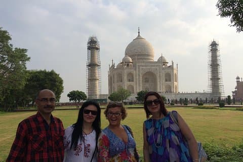 Excursión todo incluido a Agra Taj Mahal en tren expreso Gatimaan
