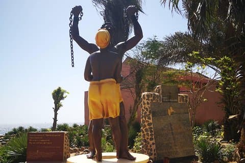 Gorée Island visit to Dakar the capital 2 persons minimum
