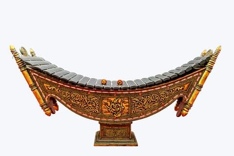 Burmese Antiques Heritage Shopping Tour